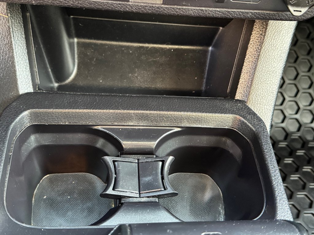 2021 Toyota Tacoma ACCES CAB SR 3.5L / AUTOM / 4X4 / MEGA DEAL / in Thetford Mines, Quebec - 45 - w1024h768px
