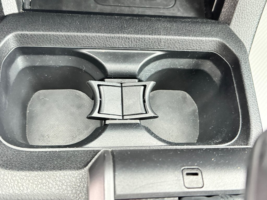 2022 Toyota Tacoma D-CAB TRD SPORT PREMIUM 4X4 / COULEUR TRÈS RARE / in Thetford Mines, Quebec - 59 - w1024h768px