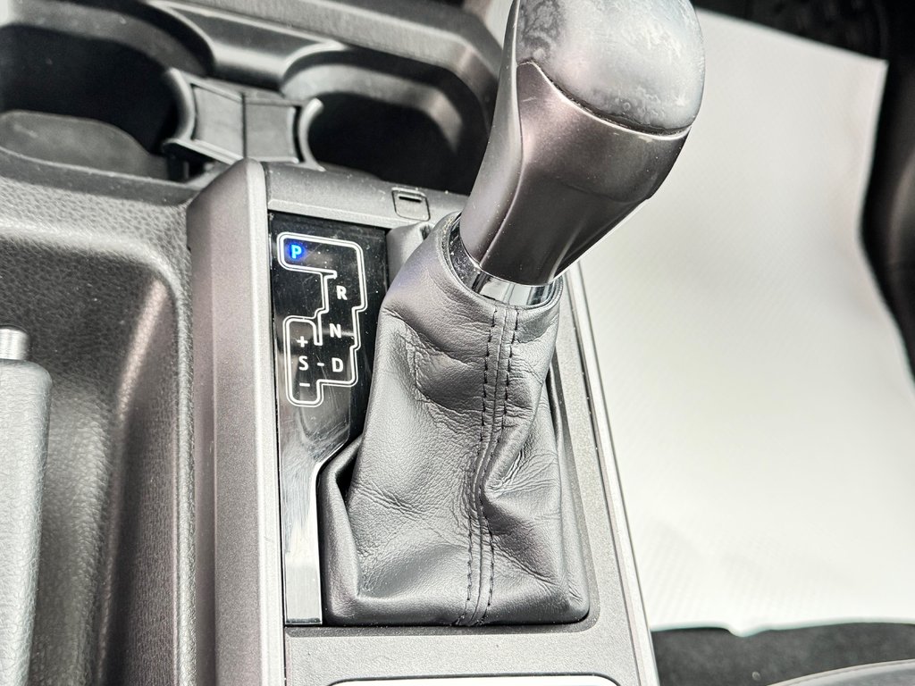 2022 Toyota Tacoma D-CAB TRD SPORT PREMIUM 4X4 / COULEUR TRÈS RARE / in Thetford Mines, Quebec - 60 - w1024h768px