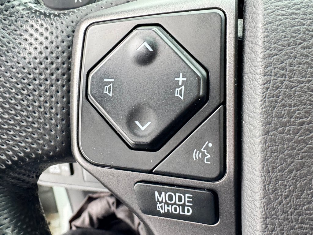 2022 Toyota Tacoma D-CAB TRD SPORT PREMIUM 4X4 / COULEUR TRÈS RARE / in Thetford Mines, Quebec - 43 - w1024h768px