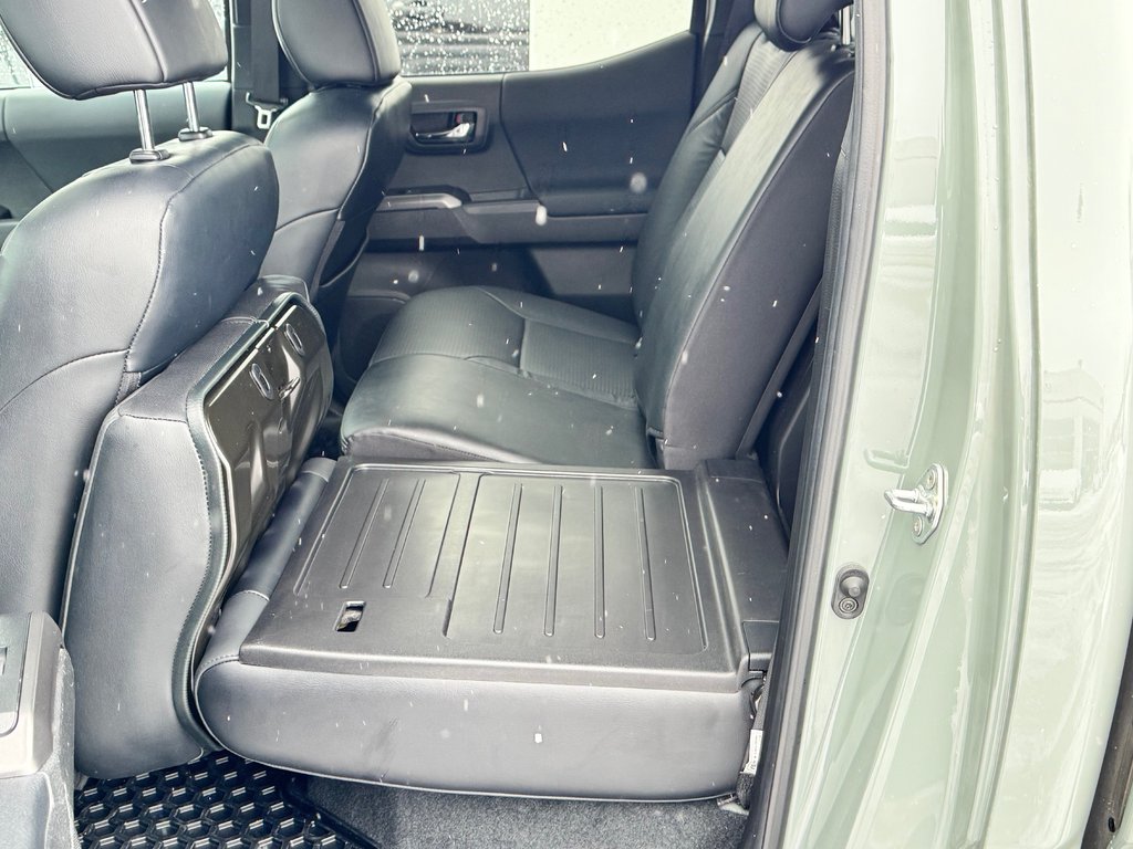2022 Toyota Tacoma D-CAB TRD SPORT PREMIUM 4X4 / COULEUR TRÈS RARE / in Thetford Mines, Quebec - 72 - w1024h768px