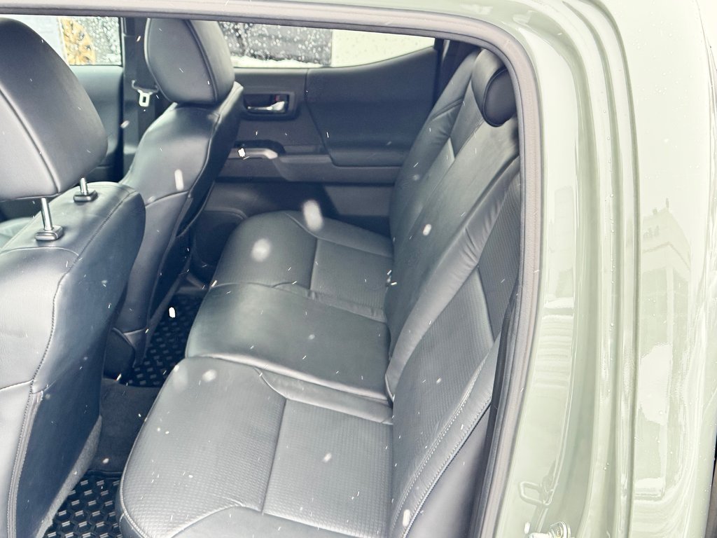 2022 Toyota Tacoma D-CAB TRD SPORT PREMIUM 4X4 / COULEUR TRÈS RARE / in Thetford Mines, Quebec - 70 - w1024h768px
