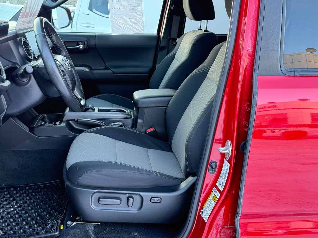 2022 Toyota Tacoma D-CAB / TRD SPORT*MARCHEPIEDS*TOILE / AUBAINE / in Thetford Mines, Quebec - 31 - w1024h768px