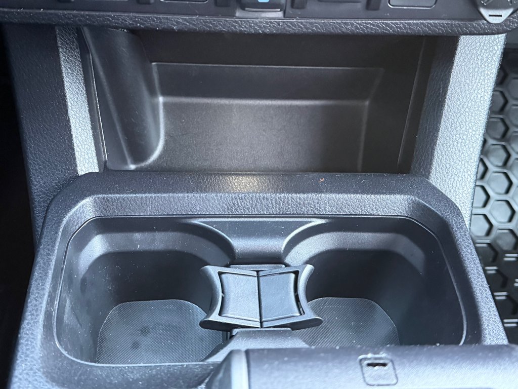 2022 Toyota Tacoma D-CAB / TRD SPORT*MARCHEPIEDS*TOILE / AUBAINE / in Thetford Mines, Quebec - 50 - w1024h768px