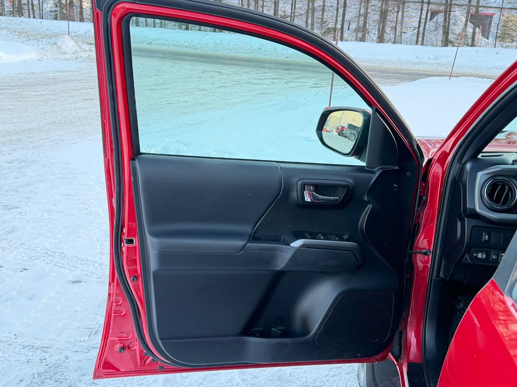 2022 Toyota Tacoma D-CAB / TRD SPORT*MARCHEPIEDS*TOILE / AUBAINE / in Thetford Mines, Quebec - 28 - w1024h768px