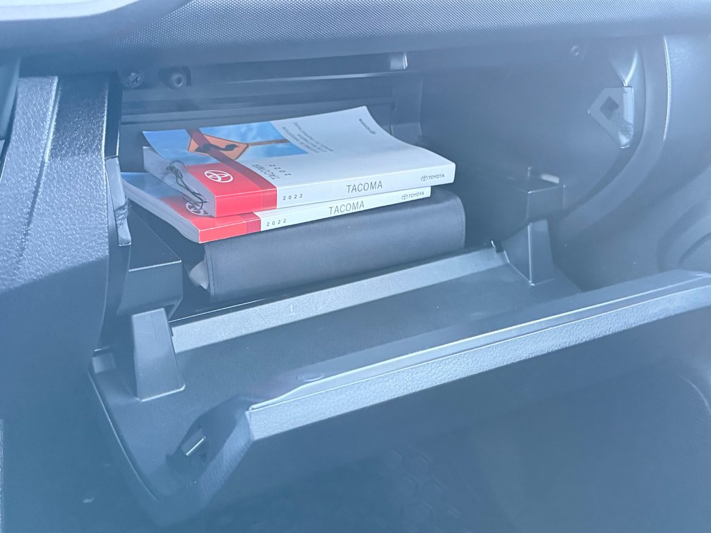 2022 Toyota Tacoma D-CAB / TRD SPORT*MARCHEPIEDS*TOILE / AUBAINE / in Thetford Mines, Quebec - 55 - w1024h768px