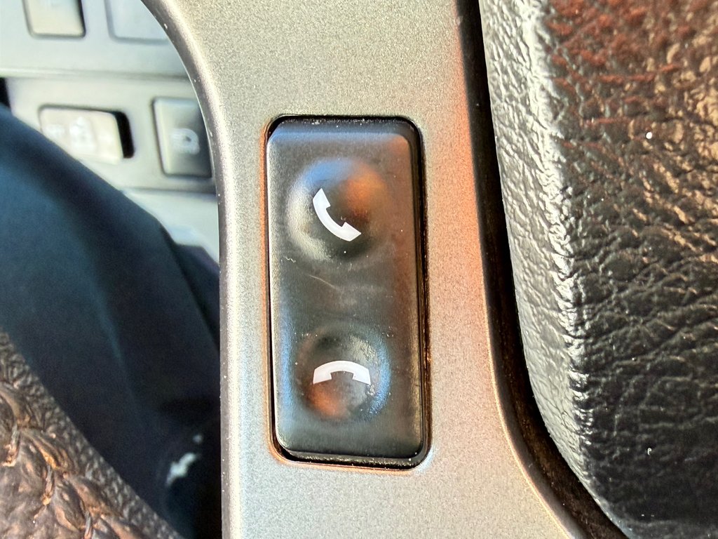 Toyota Tacoma D-CAB SR5 / PEA 28-10-26=100KM / MARCHEPIEDS / TOILE / 2022 à Thetford Mines, Québec - 34 - w1024h768px