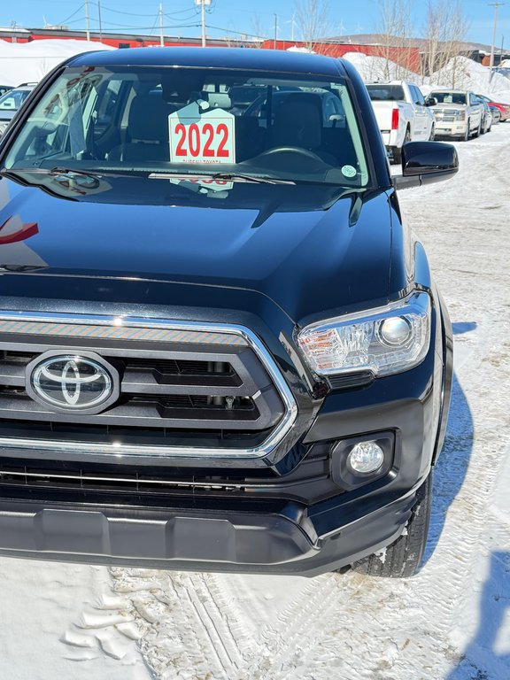 Toyota Tacoma D-CAB SR5 / PEA 28-10-26=100KM / MARCHEPIEDS / TOILE / 2022 à Thetford Mines, Québec - 9 - w1024h768px