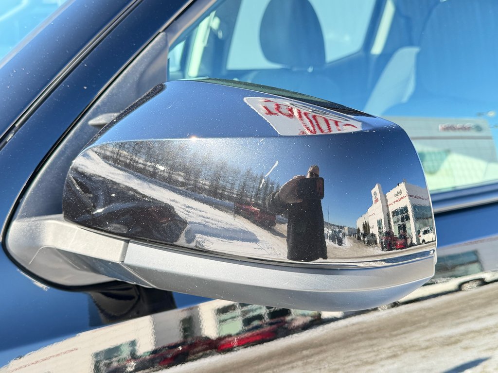 Toyota Tacoma D-CAB SR5 / PEA 28-10-26=100KM / MARCHEPIEDS / TOILE / 2022 à Thetford Mines, Québec - 16 - w1024h768px