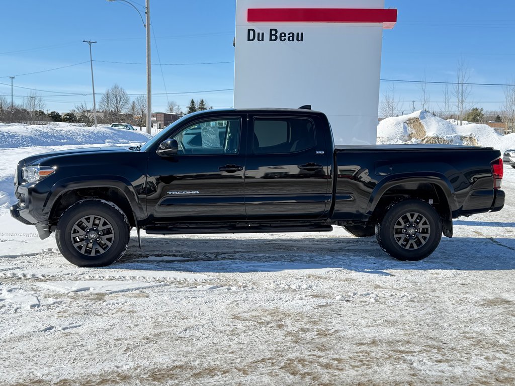 Toyota Tacoma D-CAB SR5 / PEA 28-10-26=100KM / MARCHEPIEDS / TOILE / 2022 à Thetford Mines, Québec - 8 - w1024h768px