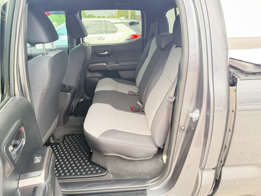 Toyota Tacoma D-CAB / TRD SPORT / 79.950KM / BEAU CAMION !! / 2022 à Thetford Mines, Québec - 47 - w1024h768px