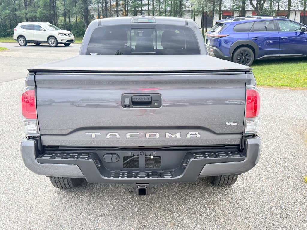 Toyota Tacoma D-CAB / TRD SPORT / 79.950KM / BEAU CAMION !! / 2022 à Thetford Mines, Québec - 8 - w1024h768px