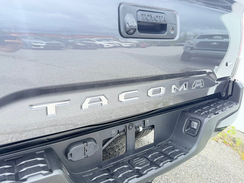Toyota Tacoma D-CAB / TRD SPORT / 79.950KM / BEAU CAMION !! / 2022 à Thetford Mines, Québec - 23 - w1024h768px