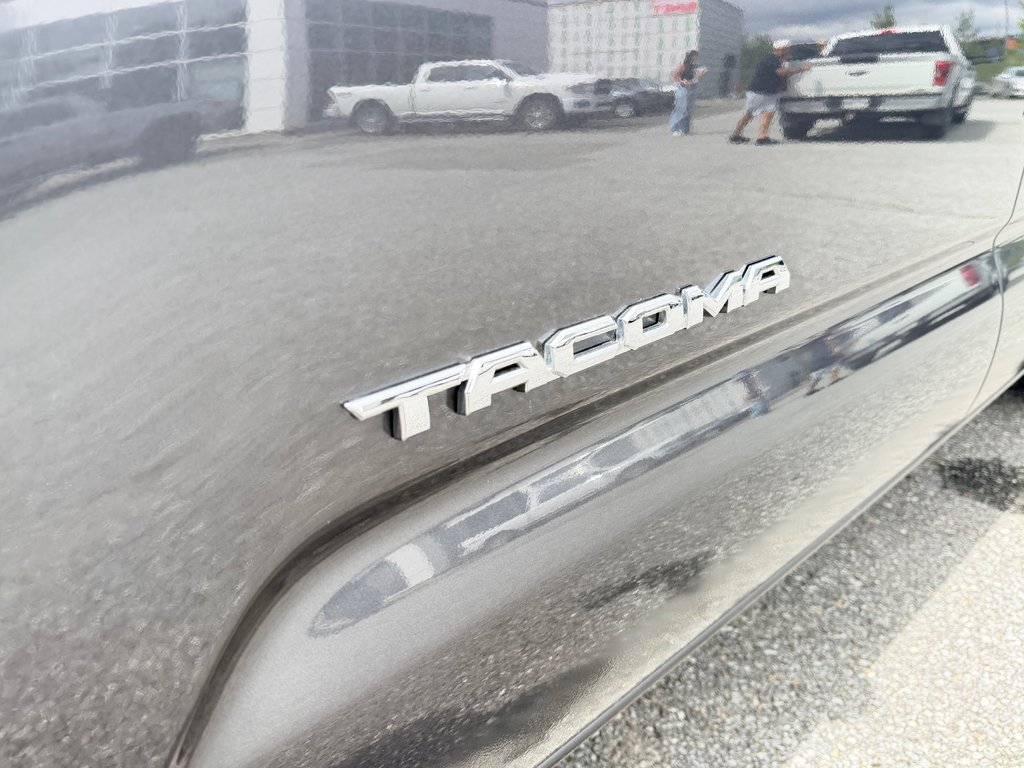 Toyota Tacoma D-CAB / TRD SPORT / 79.950KM / BEAU CAMION !! / 2022 à Thetford Mines, Québec - 19 - w1024h768px