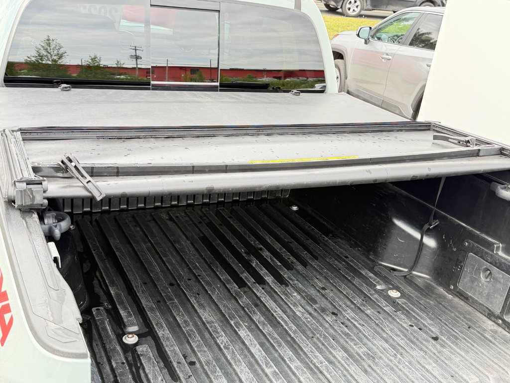 Toyota Tacoma D-CAB TRD SPORT PREMIUM 4X4 / MANUELLE WOW !! / 2022 à Thetford Mines, Québec - 74 - w1024h768px