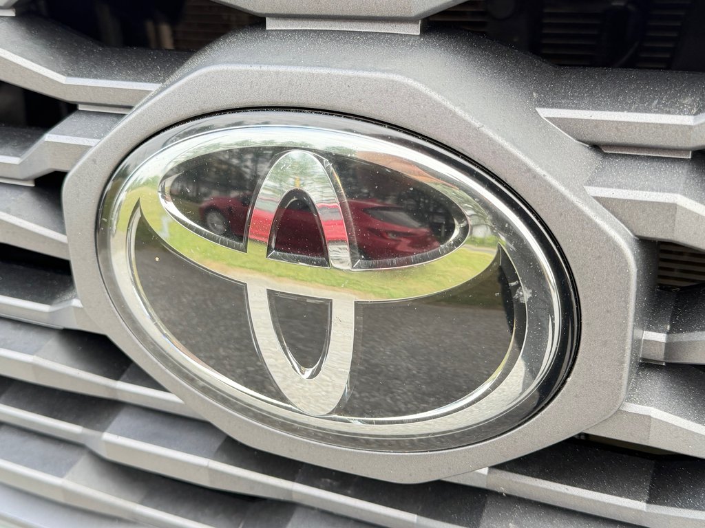 Toyota Tacoma D-CAB TRD SPORT PREMIUM 4X4 / MANUELLE WOW !! / 2022 à Thetford Mines, Québec - 12 - w1024h768px