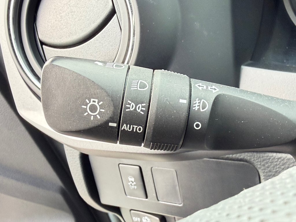 Toyota Tacoma D-CAB TRD SPORT PREMIUM 4X4 / MANUELLE WOW !! / 2022 à Thetford Mines, Québec - 43 - w1024h768px