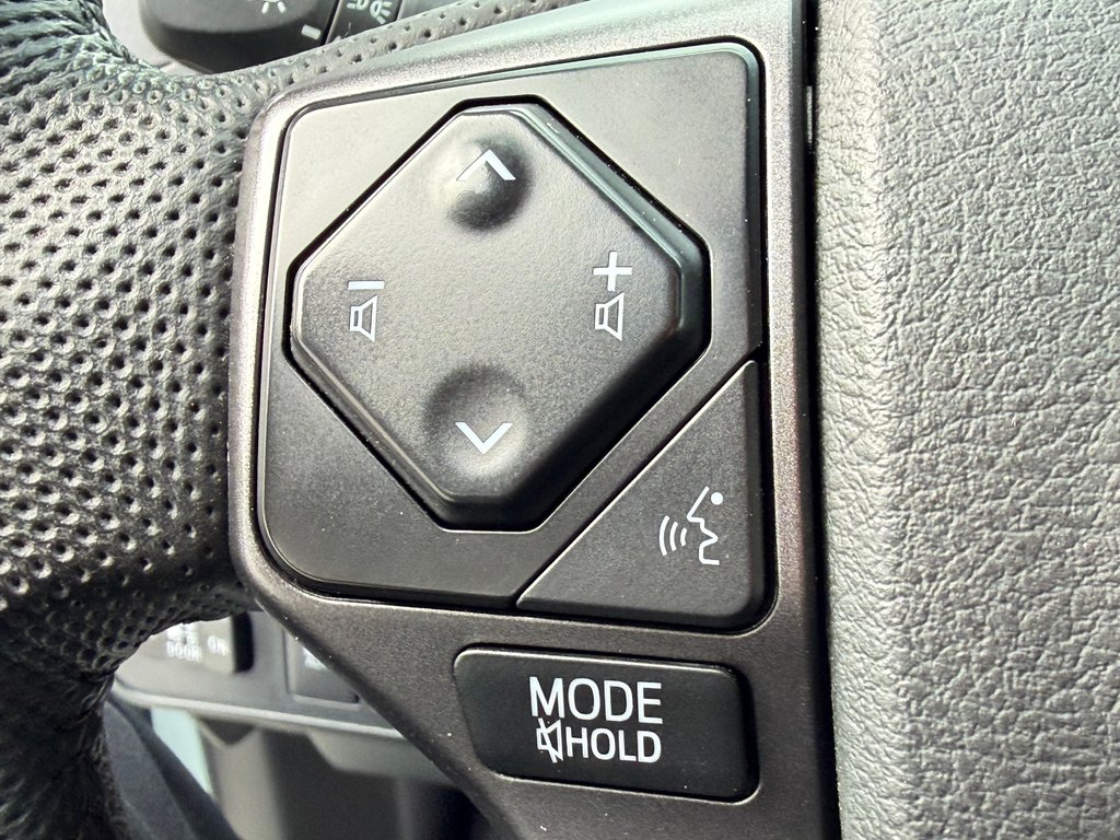 Toyota Tacoma D-CAB TRD SPORT PREMIUM 4X4 / MANUELLE WOW !! / 2022 à Thetford Mines, Québec - 41 - w1024h768px