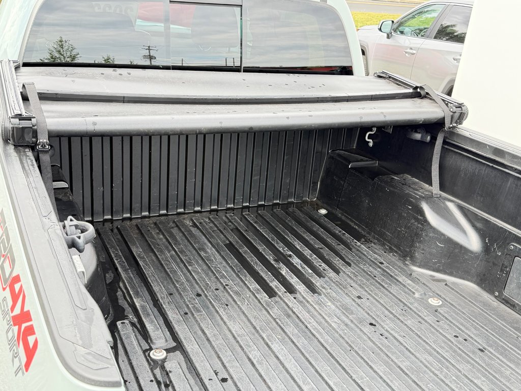Toyota Tacoma D-CAB TRD SPORT PREMIUM 4X4 / MANUELLE WOW !! / 2022 à Thetford Mines, Québec - 75 - w1024h768px