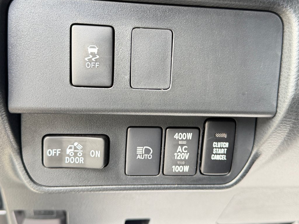 Toyota Tacoma D-CAB TRD SPORT PREMIUM 4X4 / MANUELLE WOW !! / 2022 à Thetford Mines, Québec - 39 - w1024h768px