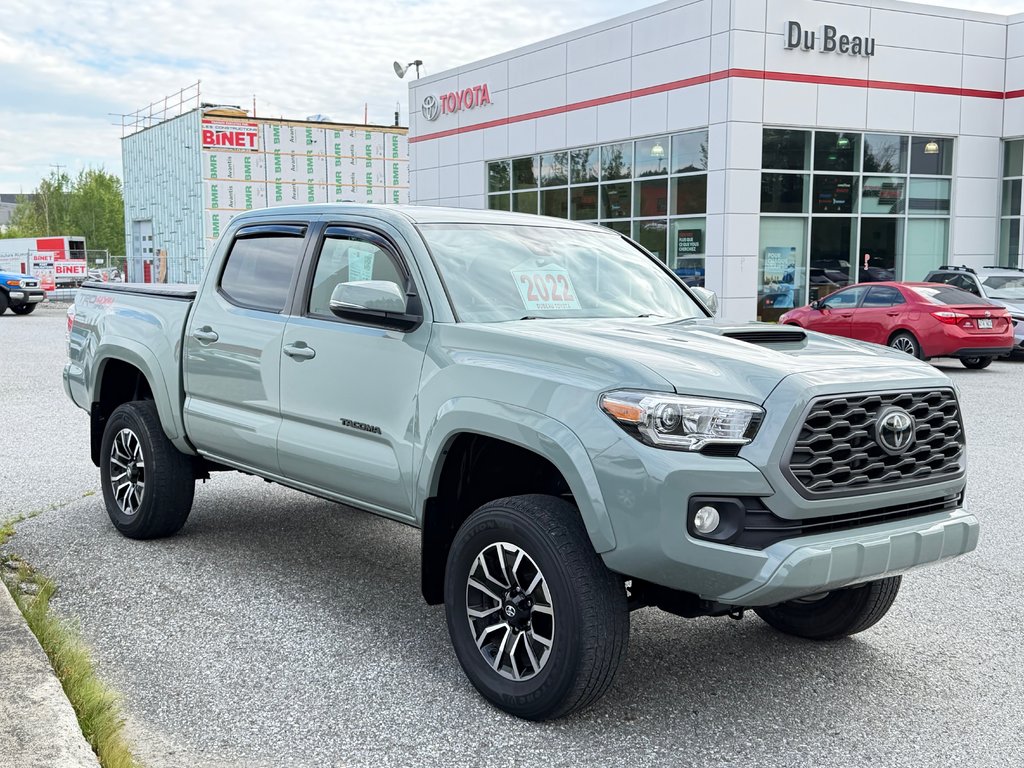 Toyota Tacoma D-CAB TRD SPORT PREMIUM 4X4 / MANUELLE WOW !! / 2022 à Thetford Mines, Québec - 3 - w1024h768px