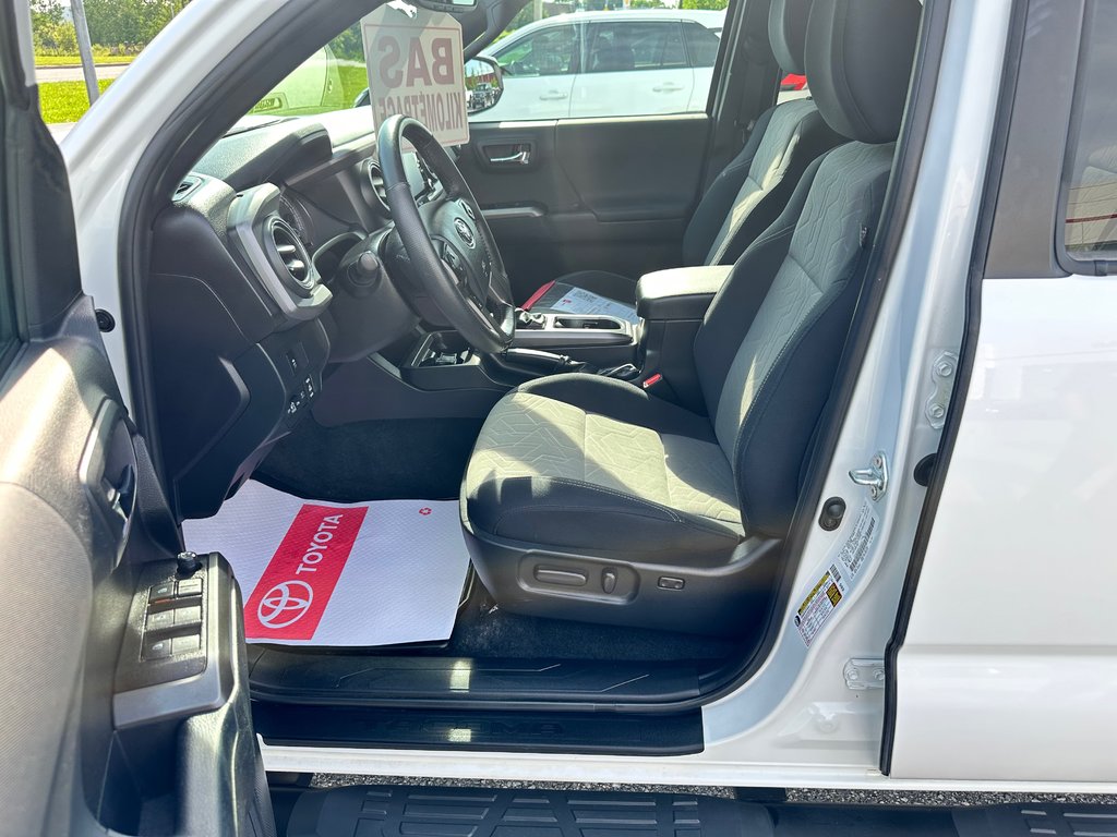 2023 Toyota Tacoma TRD SPORT / 19.500KM WOW !!! / A QUI LA CHANCE ? / in Thetford Mines, Quebec - 36 - w1024h768px