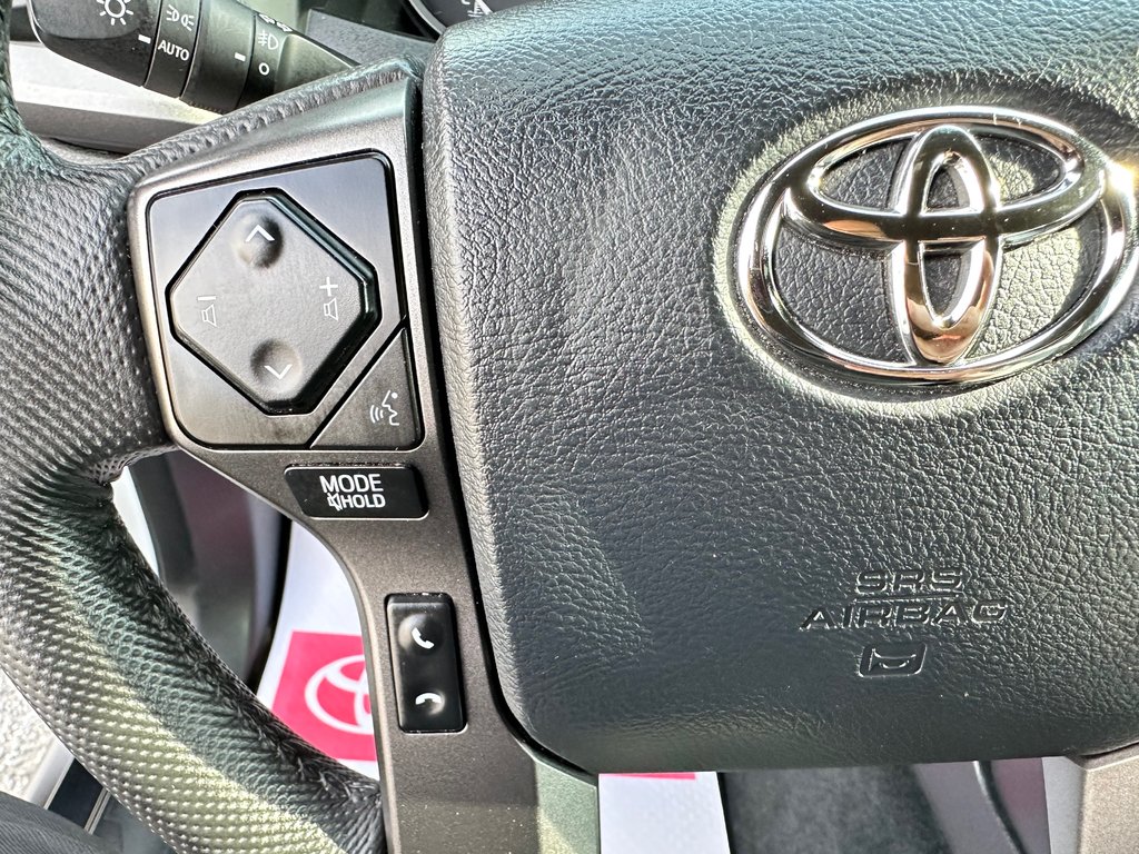 2023 Toyota Tacoma TRD SPORT / 19.500KM WOW !!! / A QUI LA CHANCE ? / in Thetford Mines, Quebec - 40 - w1024h768px