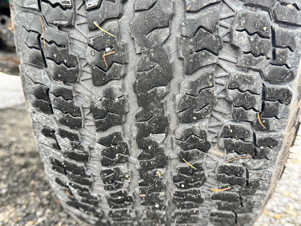 Toyota Tacoma AUTOM / TRD OFF ROAD / CRAWL / TRÈS BAS KILOS / PEA 18-04-28=100km / 2023 à Thetford Mines, Québec - 18 - w1024h768px