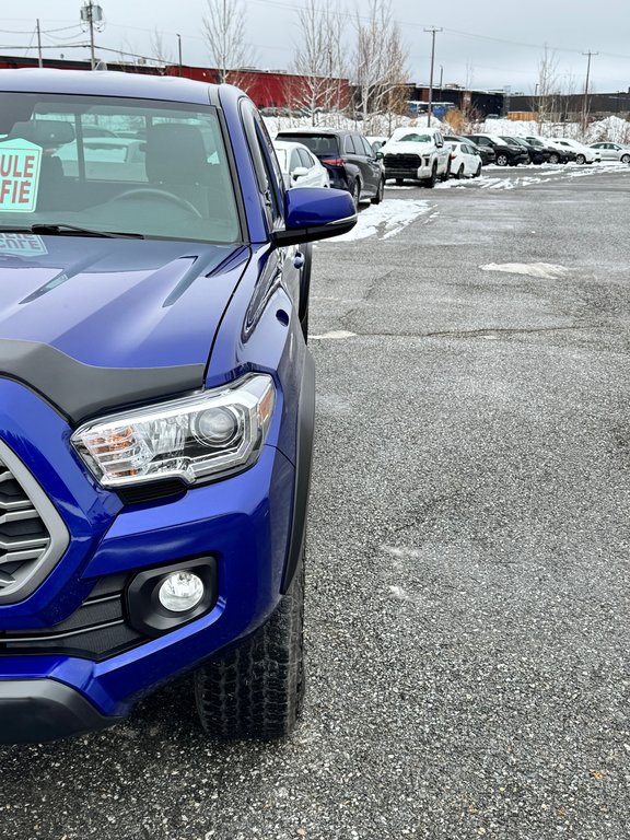 Toyota Tacoma AUTOM / TRD OFF ROAD / CRAWL / TRÈS BAS KILOS / PEA 18-04-28=100km / 2023 à Thetford Mines, Québec - 9 - w1024h768px