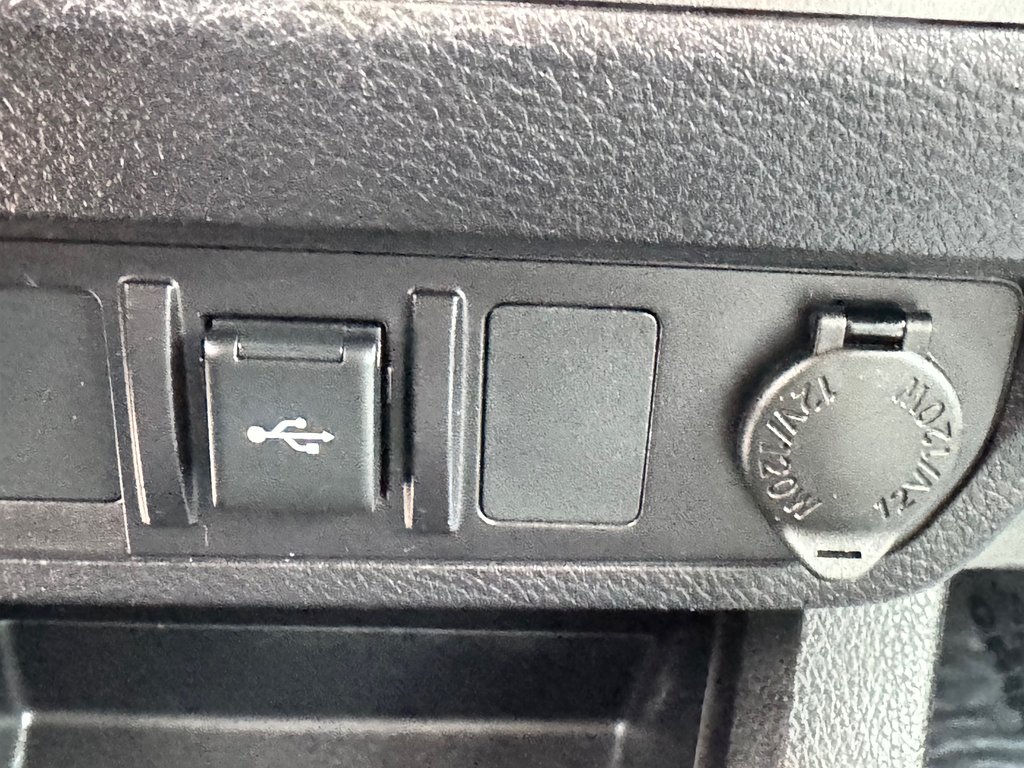 Toyota Tacoma AUTOM / TRD OFF ROAD / CRAWL / TRÈS BAS KILOS / PEA 18-04-28=100km / 2023 à Thetford Mines, Québec - 56 - w1024h768px