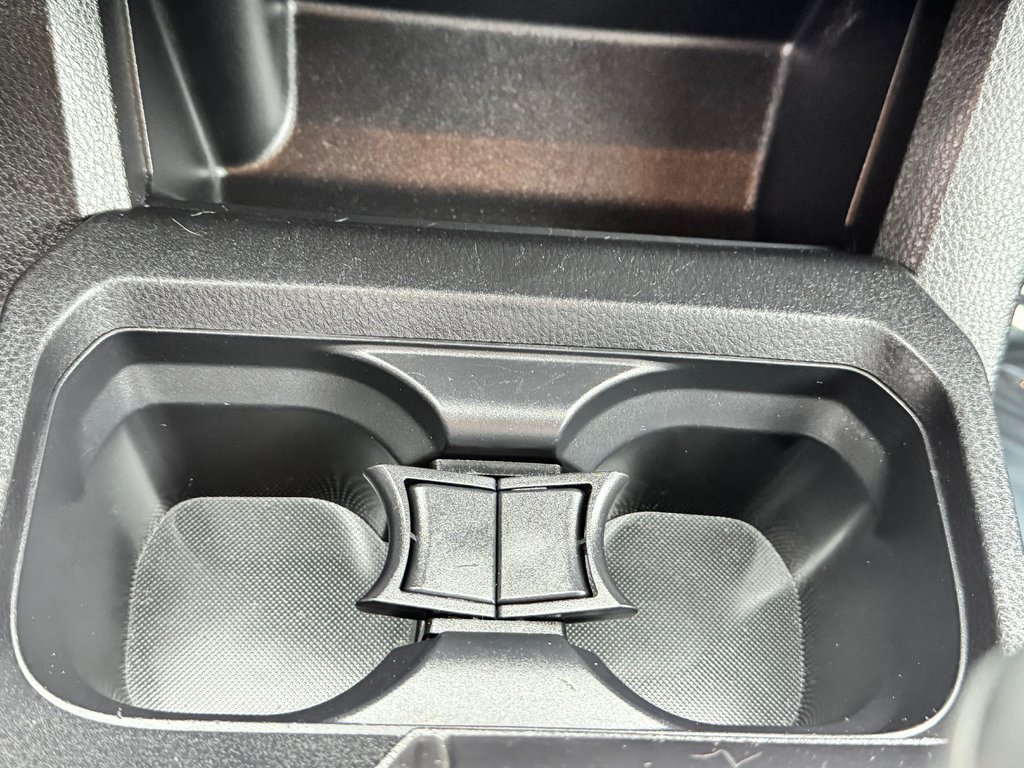 Toyota Tacoma AUTOM / TRD OFF ROAD / CRAWL / TRÈS BAS KILOS / PEA 18-04-28=100km / 2023 à Thetford Mines, Québec - 57 - w1024h768px