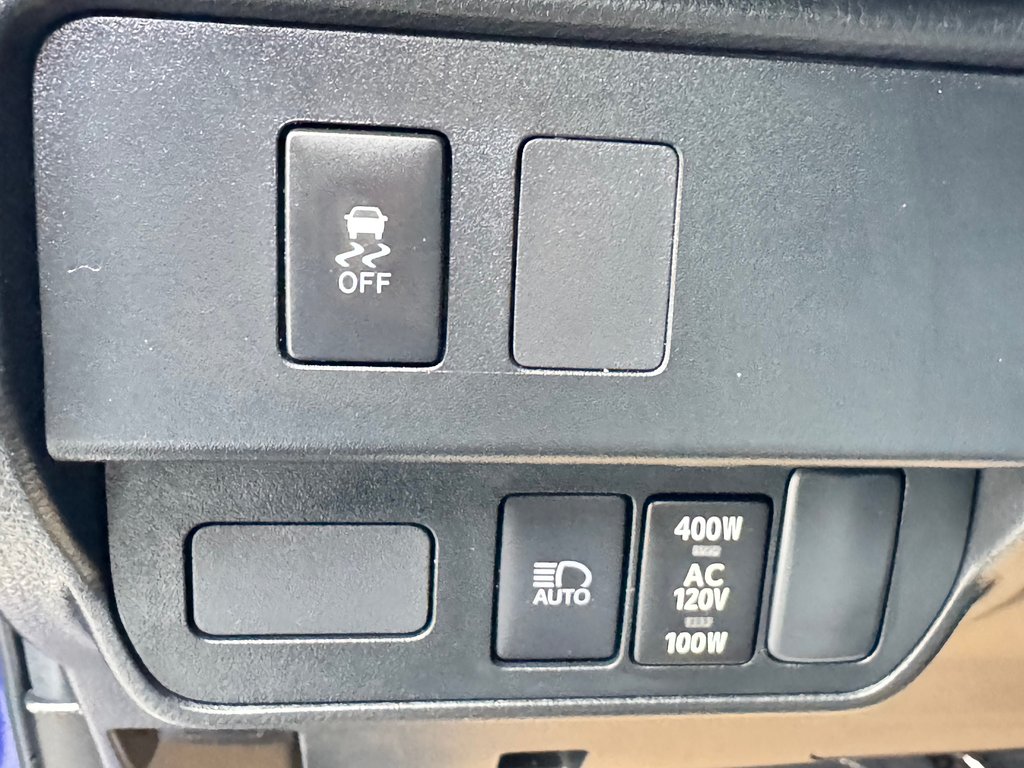 Toyota Tacoma AUTOM / TRD OFF ROAD / CRAWL / TRÈS BAS KILOS / PEA 18-04-28=100km / 2023 à Thetford Mines, Québec - 39 - w1024h768px