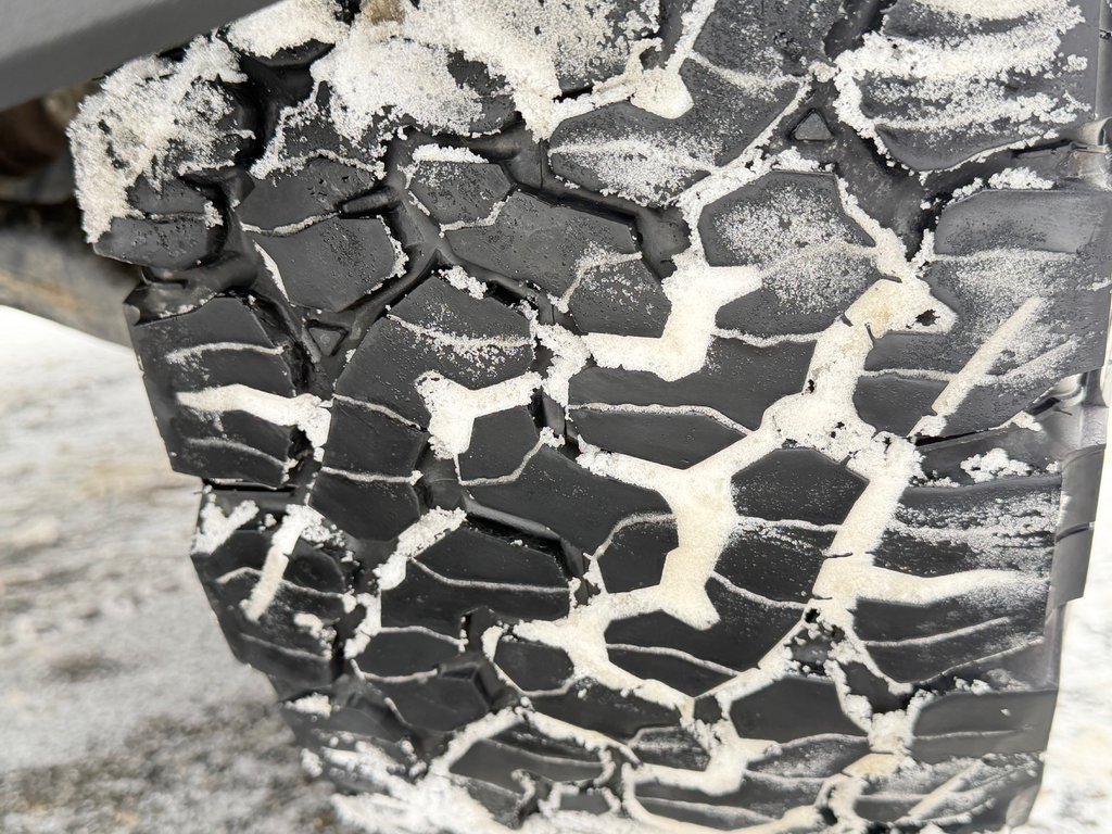 2023 Toyota Tacoma D-CAB SR5 4X4 / 36.000KM WOW / BCP ACCESSOIRES / in Thetford Mines, Quebec - 16 - w1024h768px