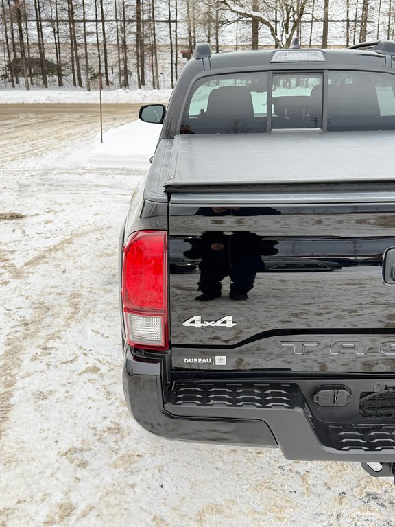 2023 Toyota Tacoma D-CAB SR5 4X4 / 36.000KM WOW / BCP ACCESSOIRES / in Thetford Mines, Quebec - 76 - w1024h768px