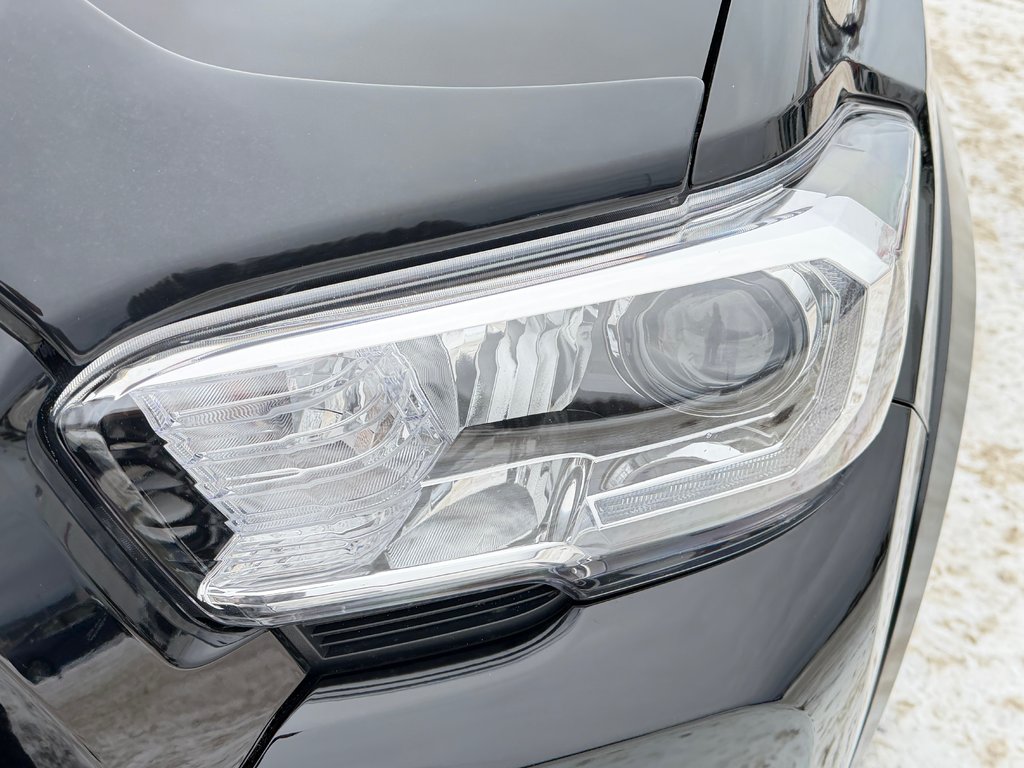 2023 Toyota Tacoma D-CAB SR5 4X4 / 36.000KM WOW / BCP ACCESSOIRES / in Thetford Mines, Quebec - 10 - w1024h768px