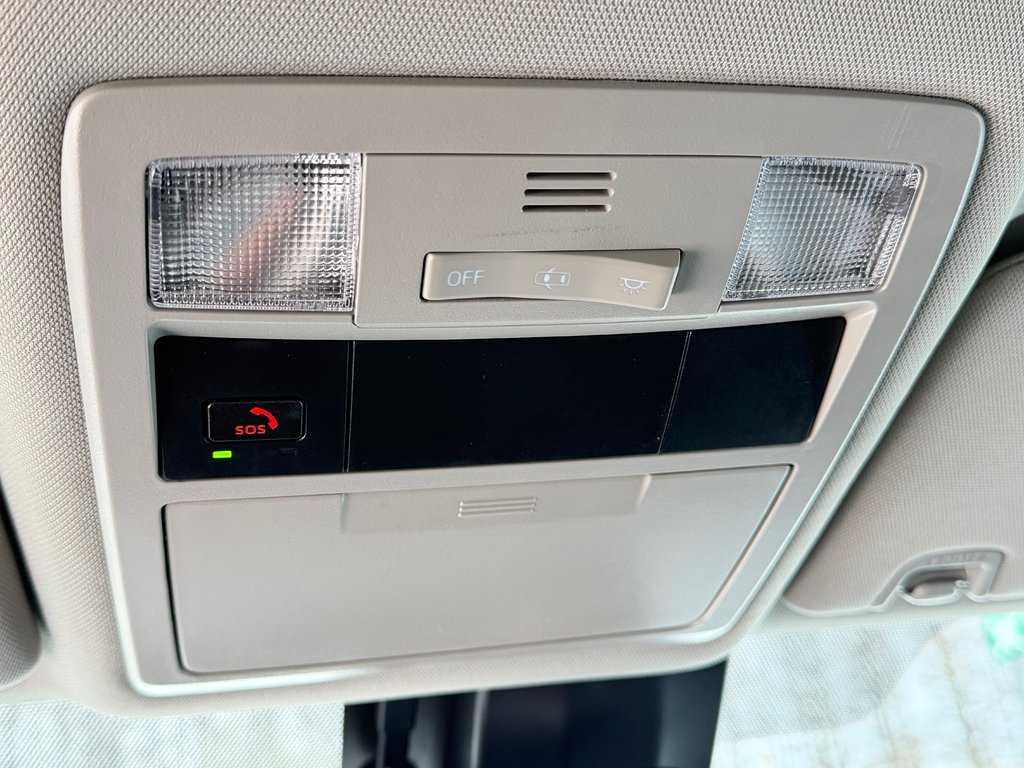 2023 Toyota Tacoma D-CAB SR5 4X4 / 36.000KM WOW / BCP ACCESSOIRES / in Thetford Mines, Quebec - 57 - w1024h768px