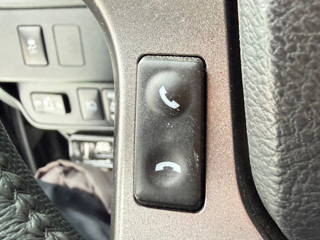 2023 Toyota Tacoma D-CAB SR5 4X4 / 36.000KM WOW / BCP ACCESSOIRES / in Thetford Mines, Quebec - 38 - w1024h768px