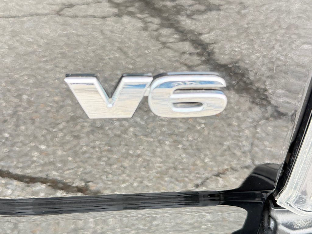 2023 Toyota Tacoma TRD OFF ROAD 4X4 / 20.400KM / PEA 30-03-28=100KM / in Thetford Mines, Quebec - 25 - w1024h768px