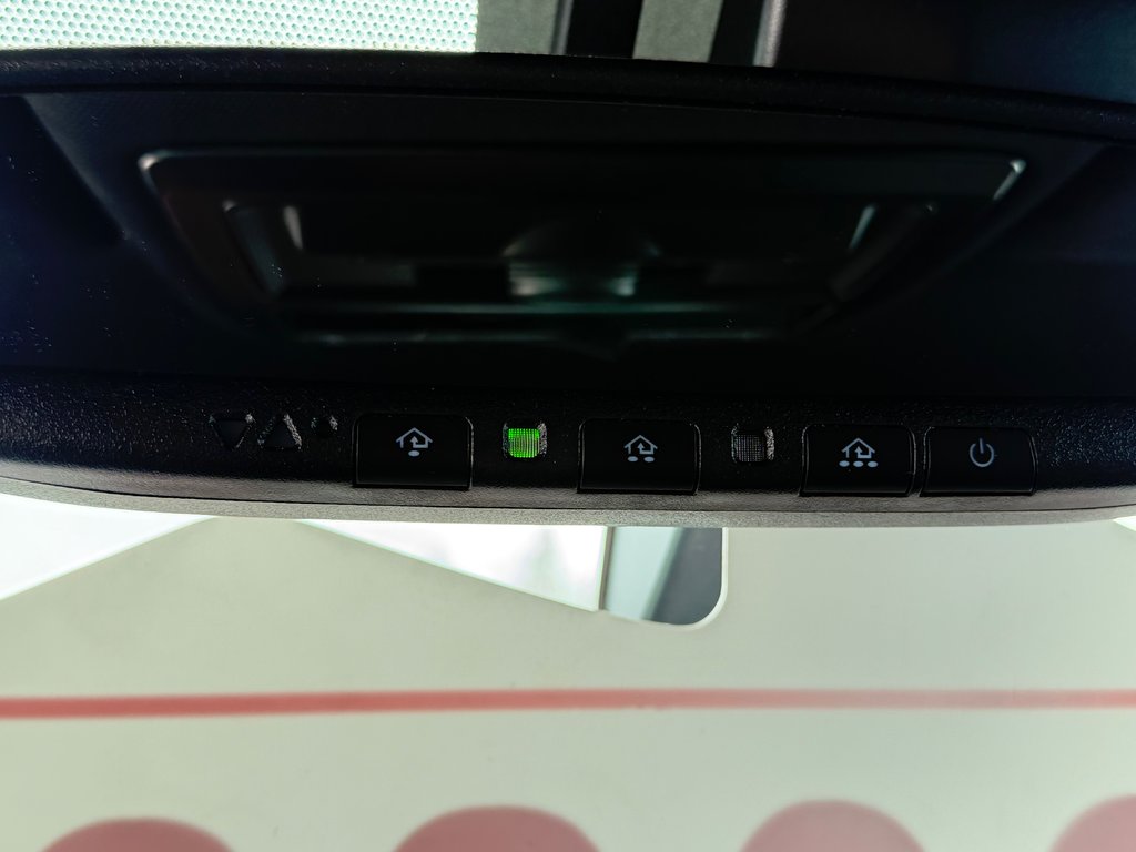 2023 Toyota Tacoma TRD OFF ROAD 4X4 / 20.400KM / PEA 30-03-28=100KM / in Thetford Mines, Quebec - 58 - w1024h768px