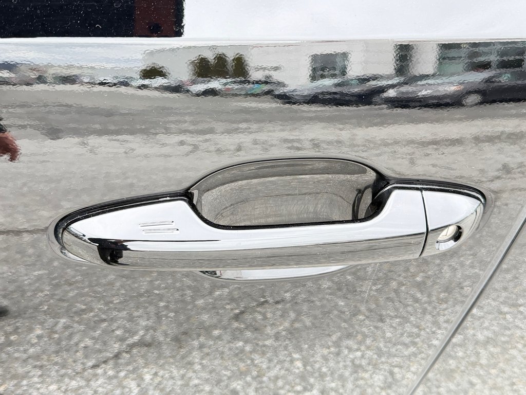 2023 Toyota Tacoma TRD OFF ROAD 4X4 / 20.400KM / PEA 30-03-28=100KM / in Thetford Mines, Quebec - 19 - w1024h768px