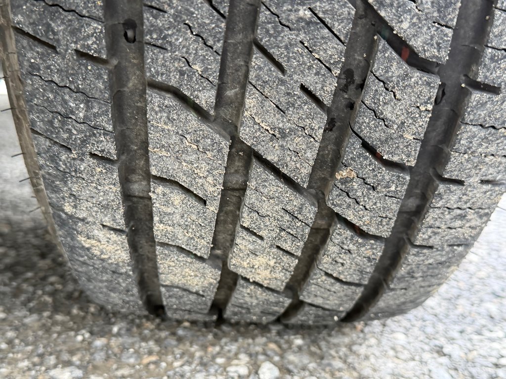 Toyota Tacoma D-CAB / 4X4 / TRD SPORT / 37.500KM / TOILE / MARCHEPIEDS  / 2023 à Thetford Mines, Québec - 40 - w1024h768px
