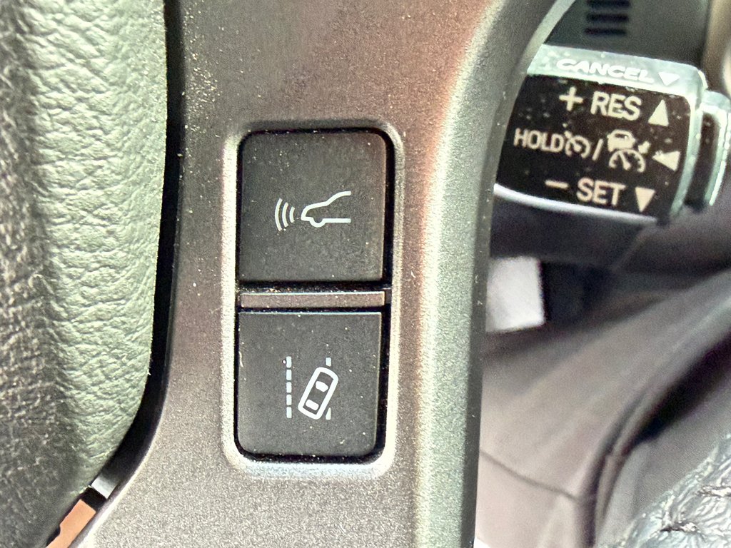 Toyota Tacoma D-CAB / 4X4 / TRD SPORT / 37.500KM / TOILE / MARCHEPIEDS  / 2023 à Thetford Mines, Québec - 42 - w1024h768px