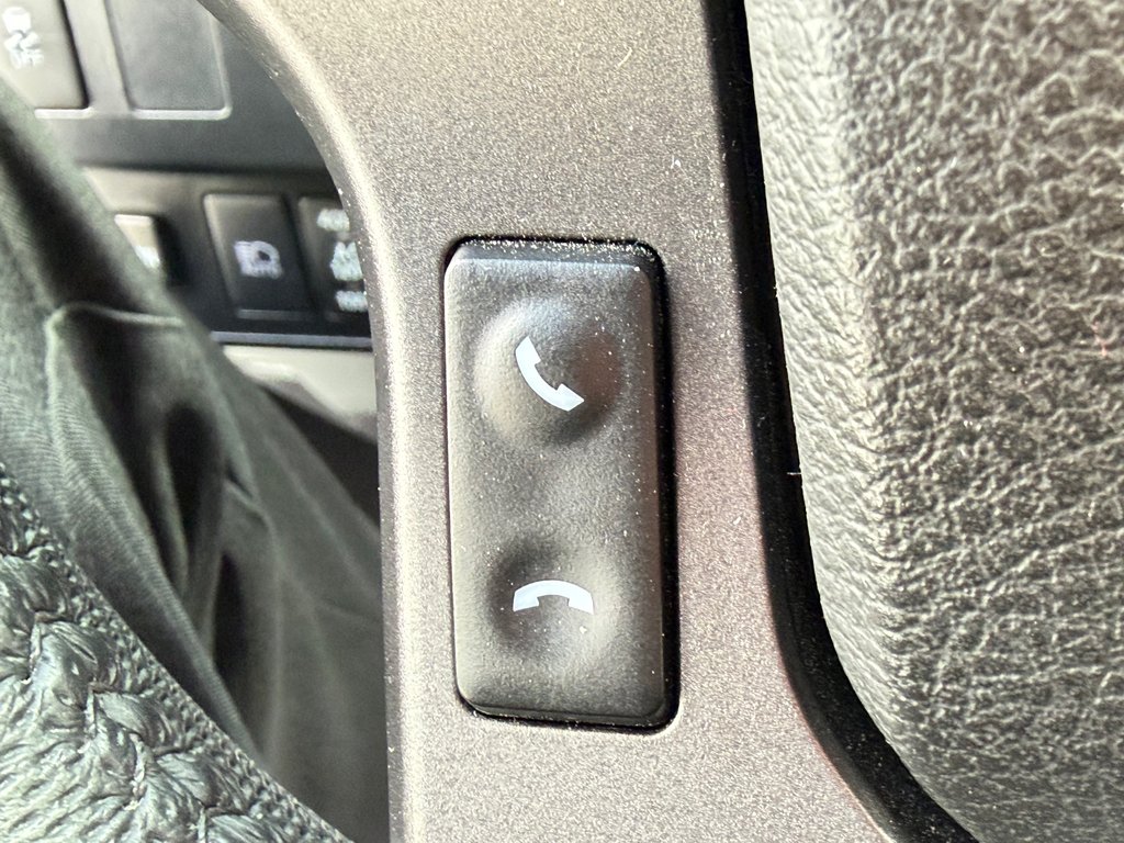Toyota Tacoma D-CAB / 4X4 / TRD SPORT / 37.500KM / TOILE / MARCHEPIEDS  / 2023 à Thetford Mines, Québec - 36 - w1024h768px