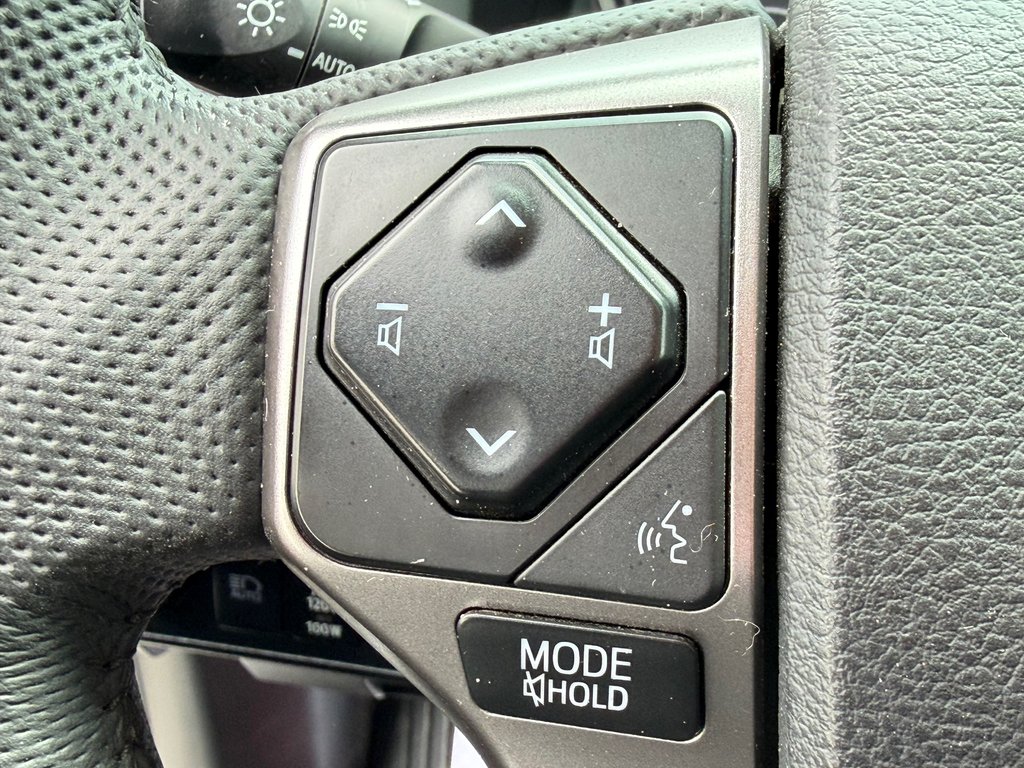 2023 Toyota Tacoma D-CAB / TRAIL / 18.000KM / PEA 27-07-27=100KM / in Thetford Mines, Quebec - 41 - w1024h768px