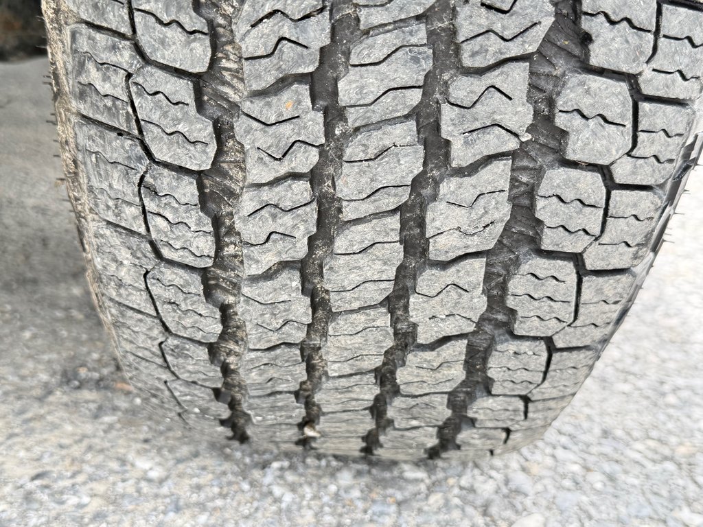 2023 Toyota Tacoma D-CAB / TRAIL / 18.000KM / PEA 27-07-27=100KM / in Thetford Mines, Quebec - 17 - w1024h768px