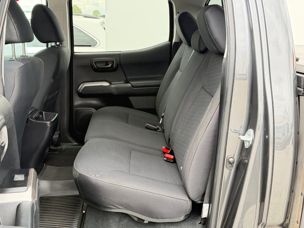 2023 Toyota Tacoma D-CAB / TRAIL / 18.000KM / PEA 27-07-27=100KM / in Thetford Mines, Quebec - 65 - w1024h768px