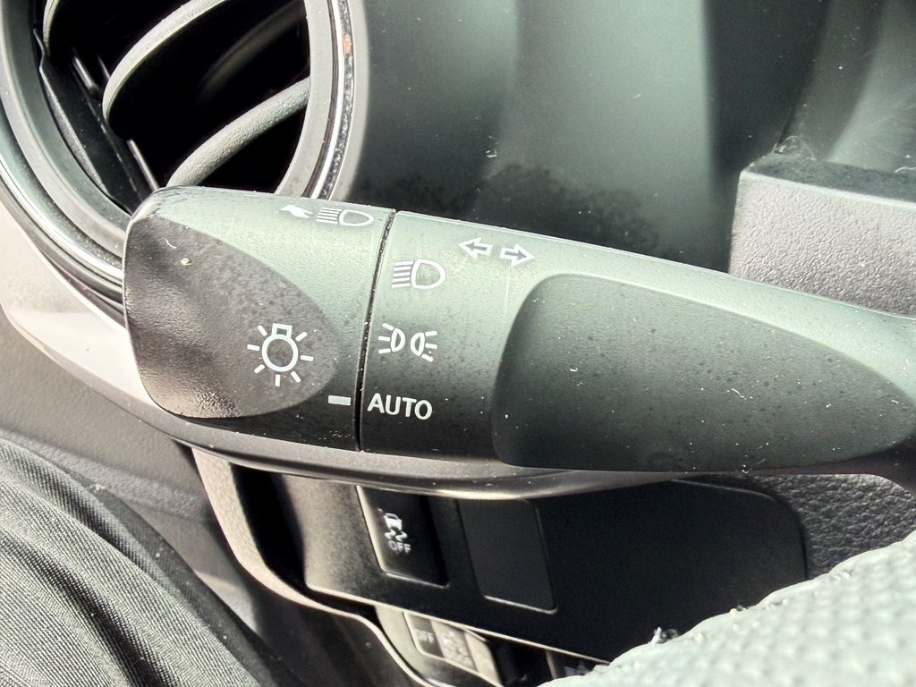 2023 Toyota Tacoma D-CAB / TRAIL / 18.000KM / PEA 27-07-27=100KM / in Thetford Mines, Quebec - 43 - w1024h768px