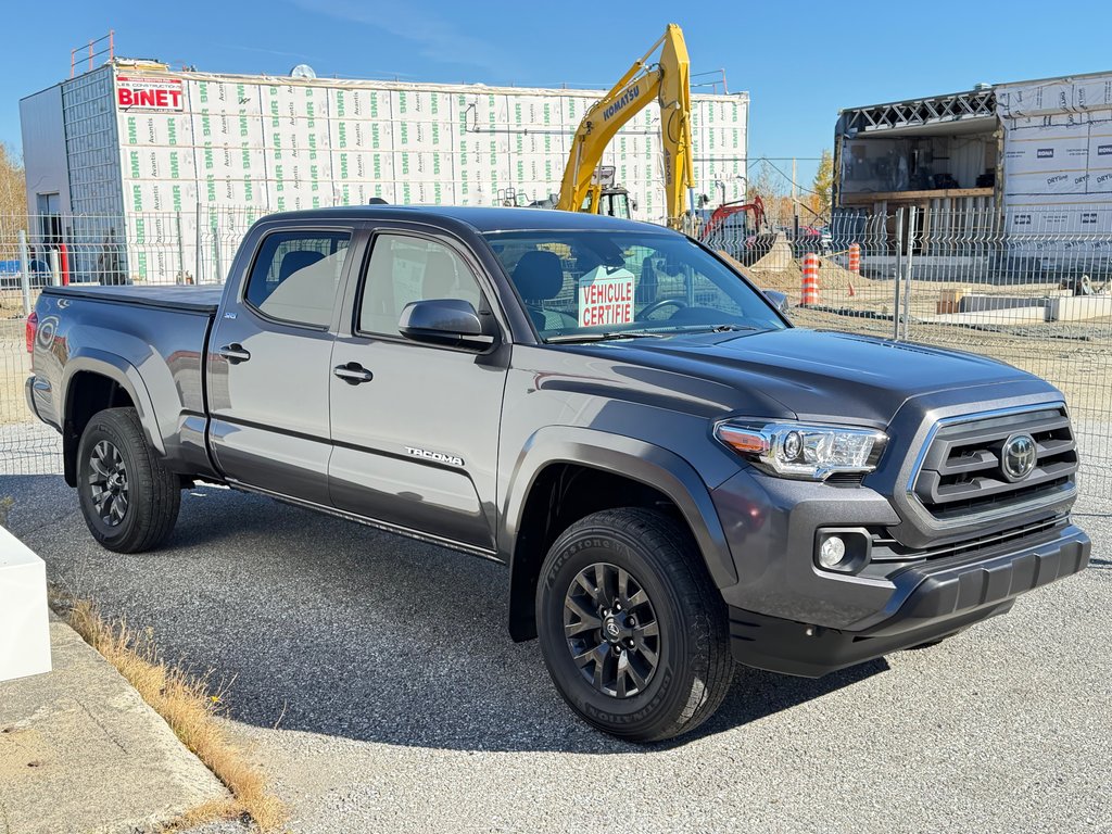 2023 Toyota Tacoma DOUBLE CAB / SR5 / 4X4 / TOILE TRIFECTA ET +++ / in Thetford Mines, Quebec - 2 - w1024h768px