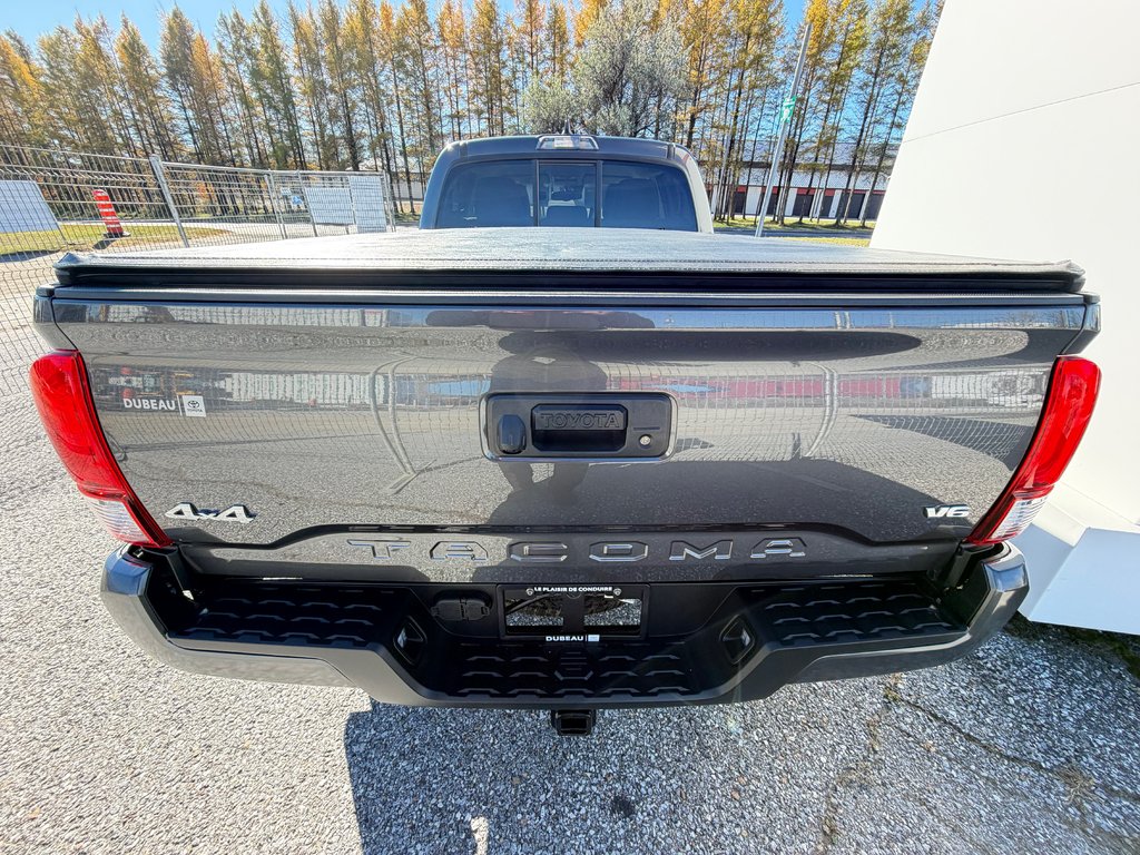 2023 Toyota Tacoma DOUBLE CAB / SR5 / 4X4 / TOILE TRIFECTA ET +++ / in Thetford Mines, Quebec - 5 - w1024h768px
