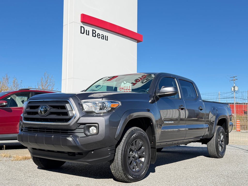 2023 Toyota Tacoma DOUBLE CAB / SR5 / 4X4 / TOILE TRIFECTA ET +++ / in Thetford Mines, Quebec - 1 - w1024h768px